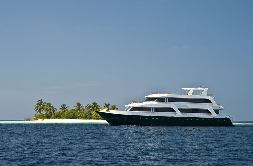 MV Emperor Leo