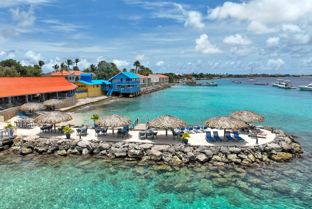 Divi Flamingo Beach Resort & Casino