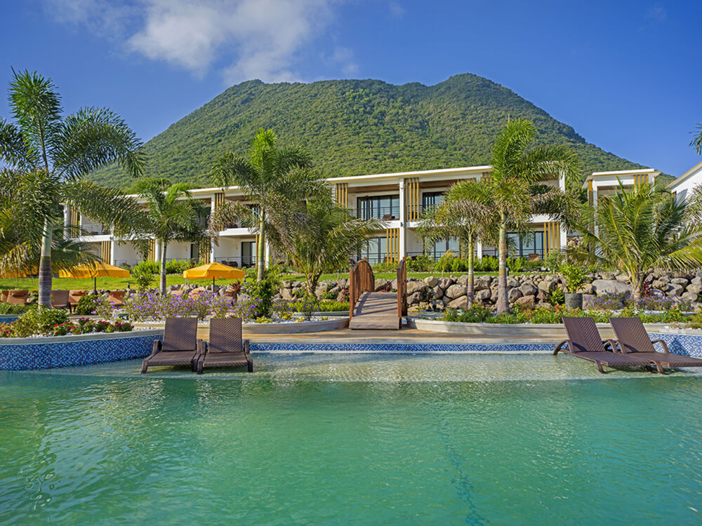 Golden-Rock-Dive Resort