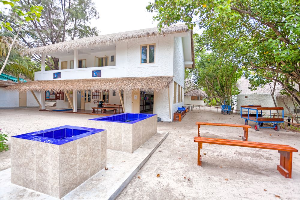Werner Lau Divingcenter Bathala  - Waschplatz
