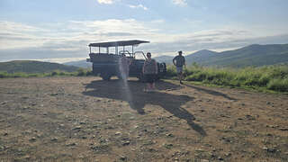 Hluhluwe-Park- Safari