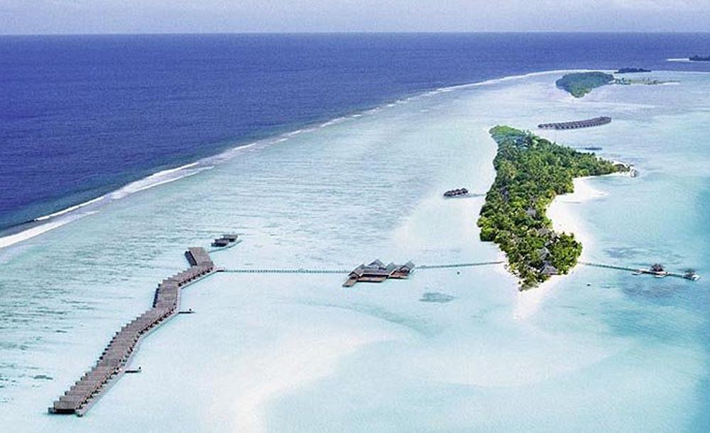 Lux Island Resort