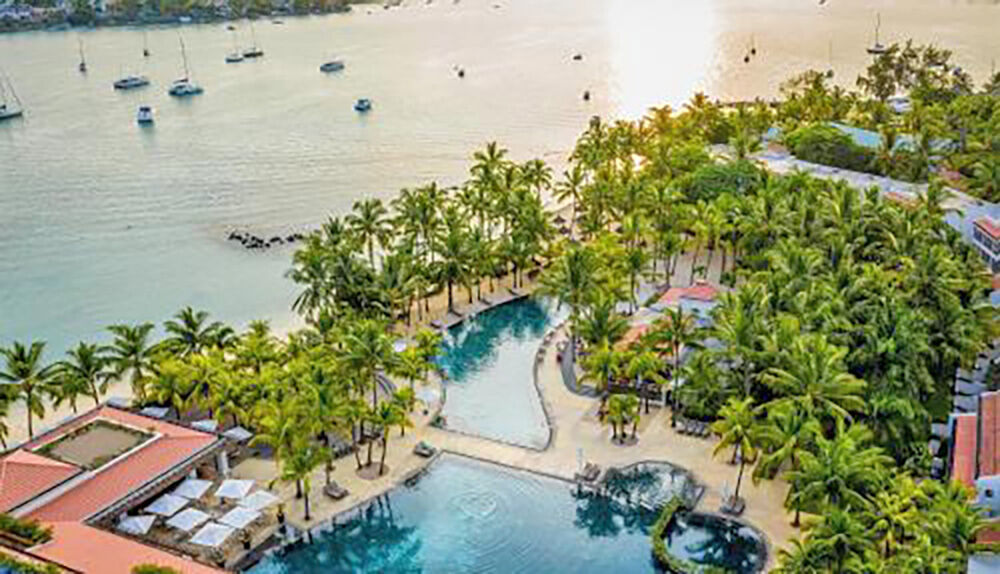 Mauricia Beachcomer Resort