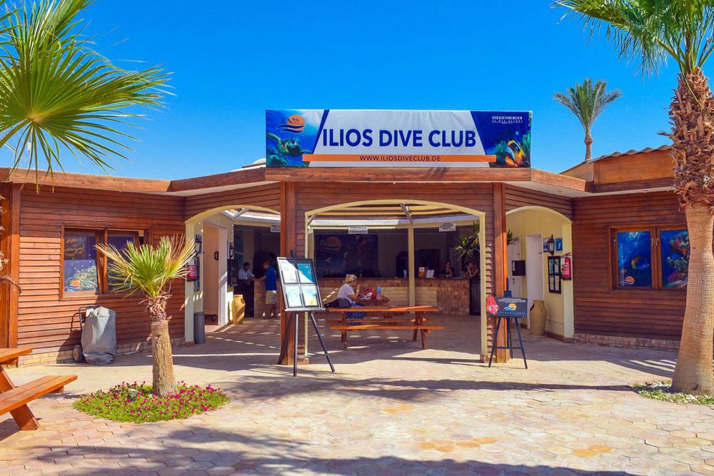 Ilios Dive Club - Eingang