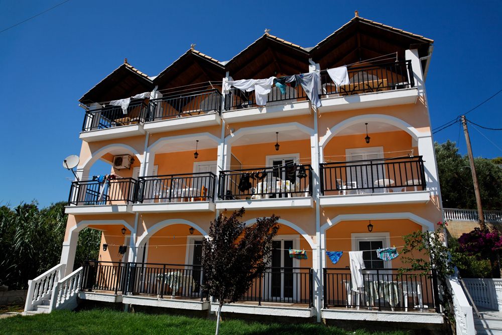 Gounelli Taucherhaus Nero Sport