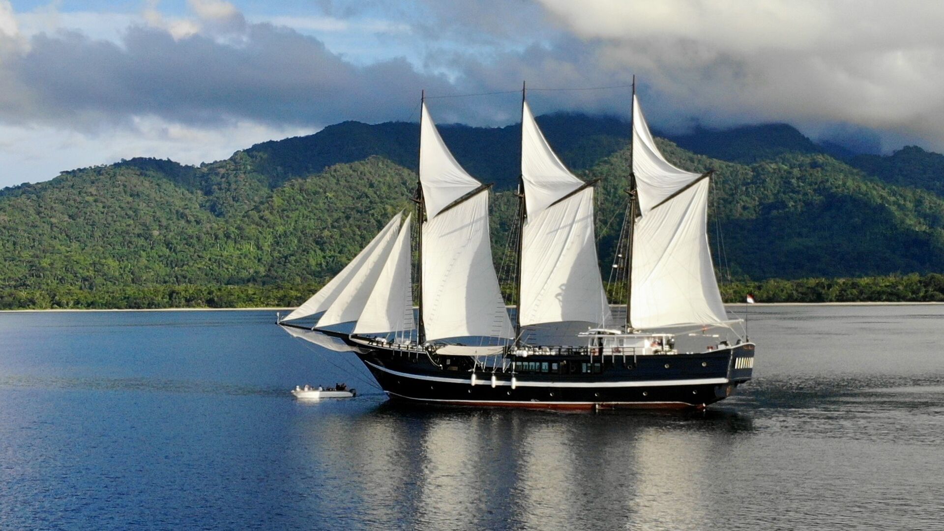 MSY Dewi Nusantara