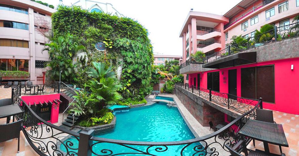 Grand Hotel - Arial