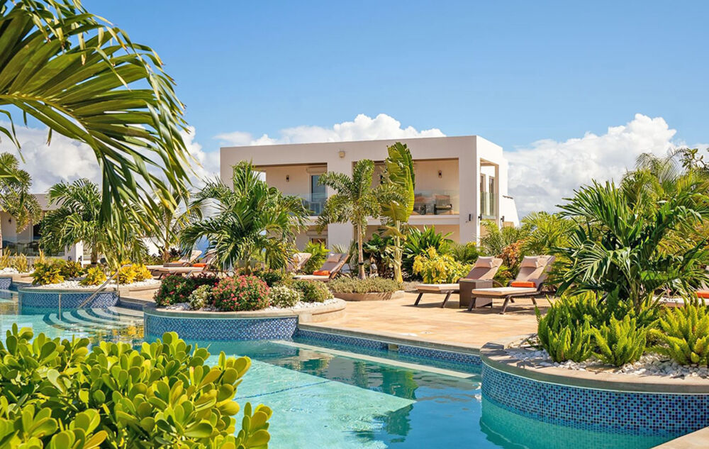 Golden-Rock-Dive Resort - Pool