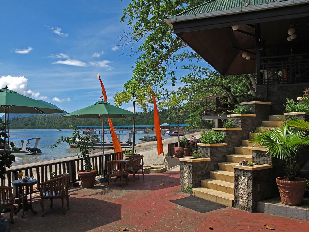 Bastianos Resort Bunaken - Restaurant