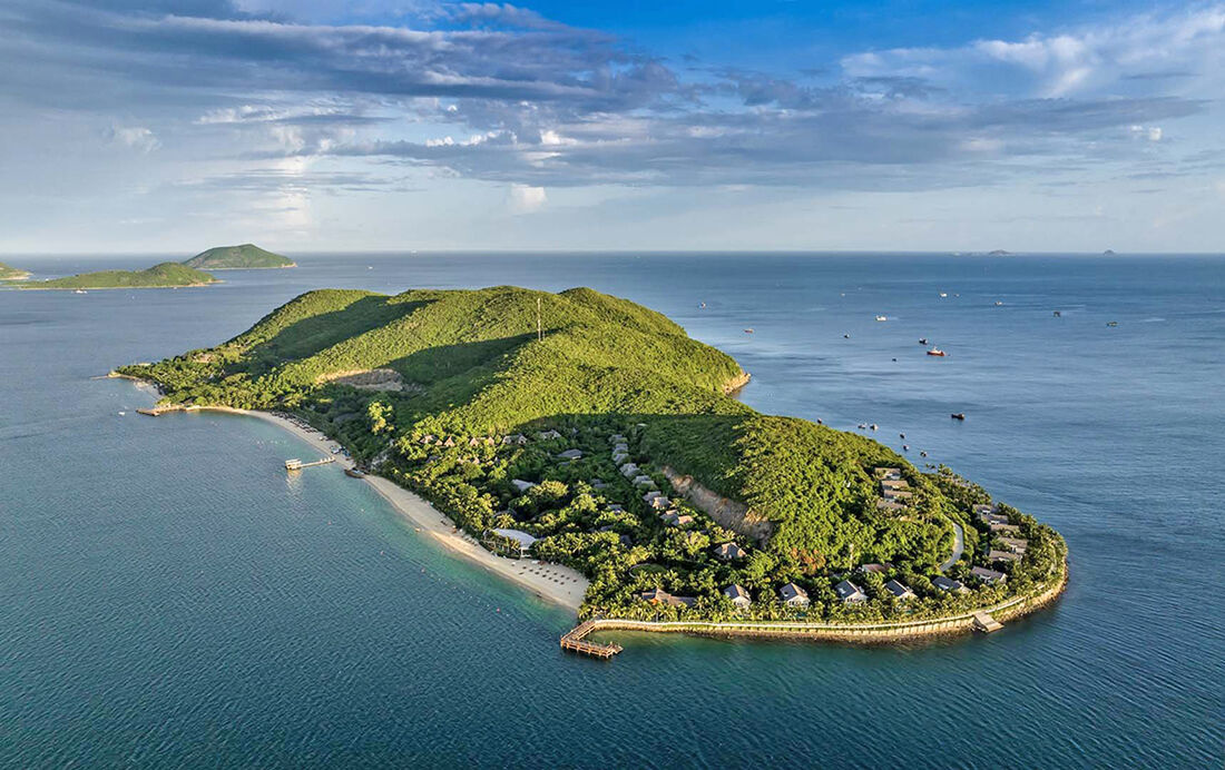 Hon Tam Resort - Island