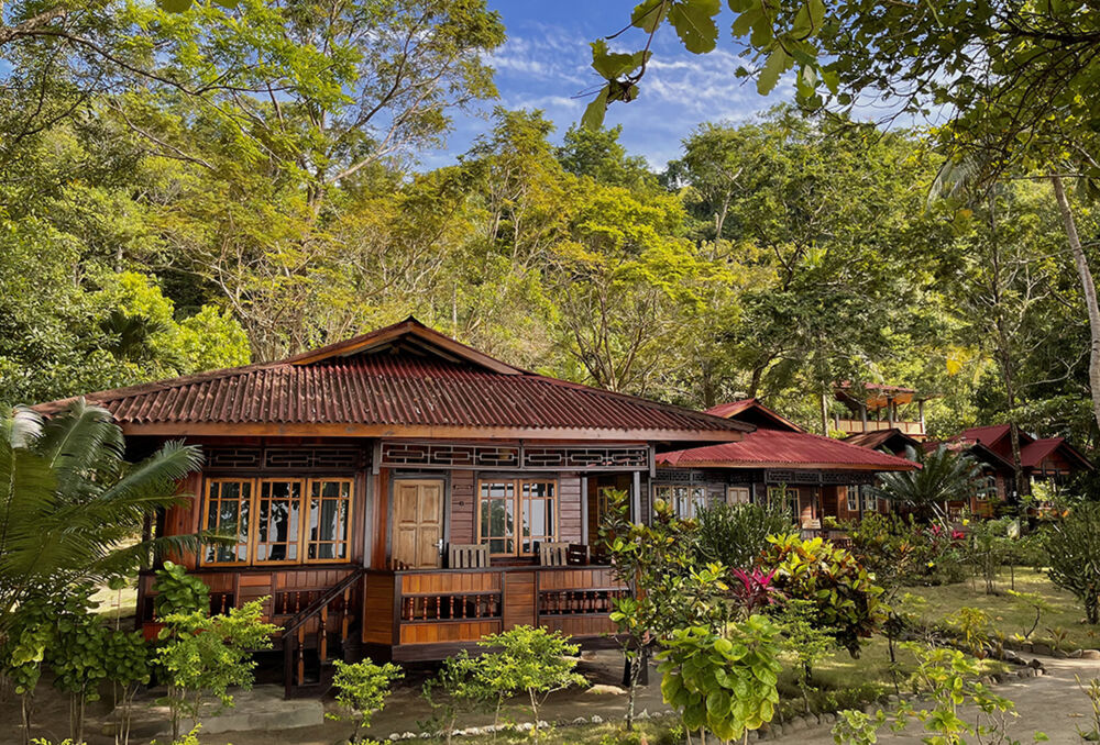 Pulisan Resort - Deluxe Bungalow