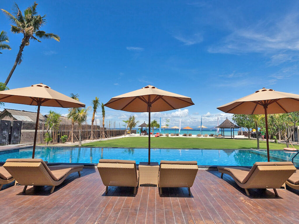 D`Nusa Resort & Spa - Pool