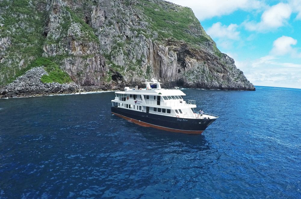MV Galapagos Master