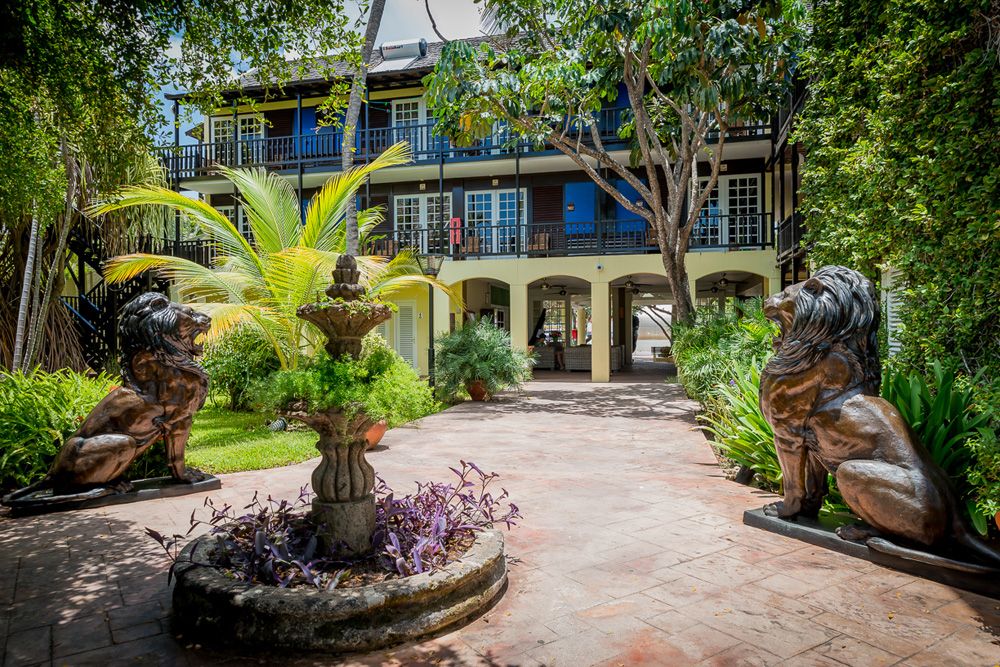 Lions Beach Hotel - Lobby
