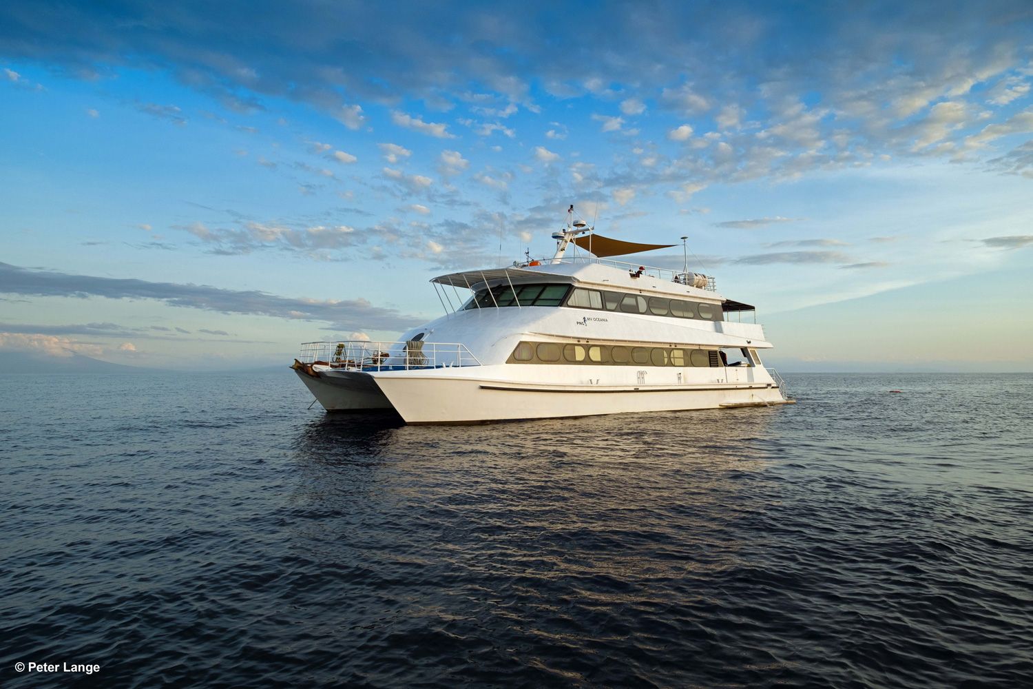 MV Oceania - Schiff